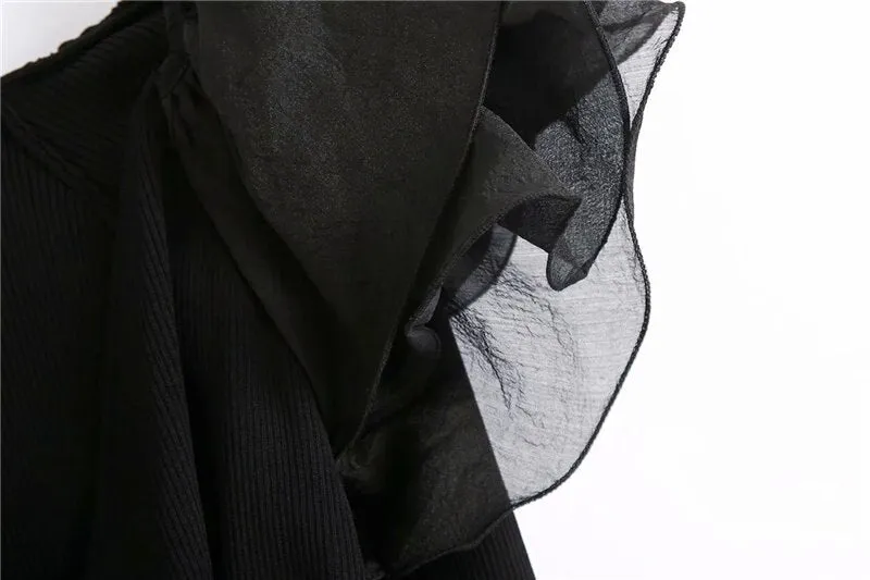 ORGANZA TRIMS KNITTED BLOUSE